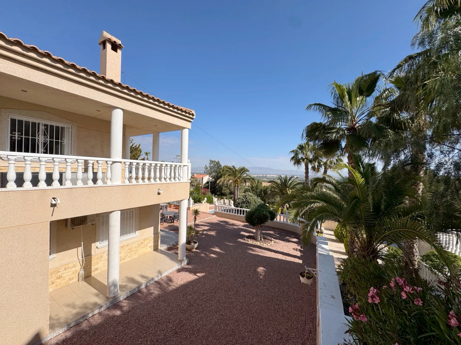 Villa à la vente à Algorfa
