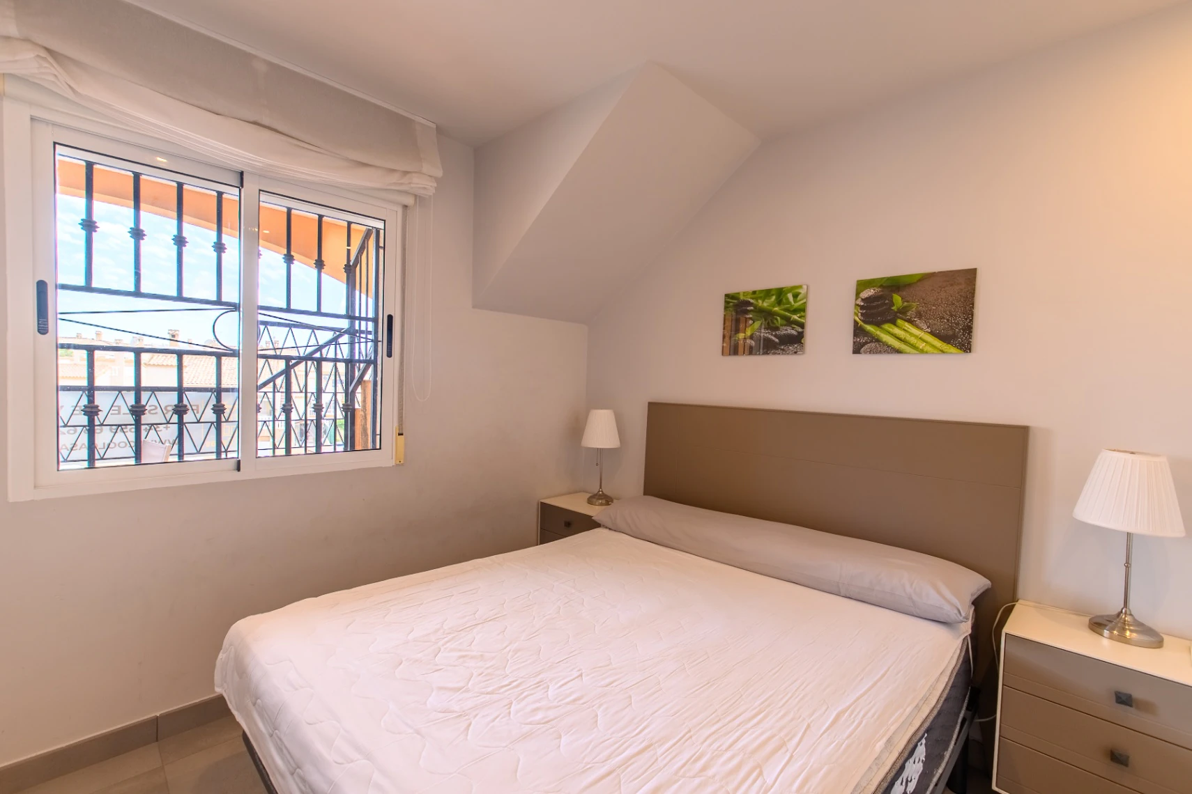 Modernised 2-Bedroom Bungalow for Sale in Dream Hills II Roof Terrace Open Views