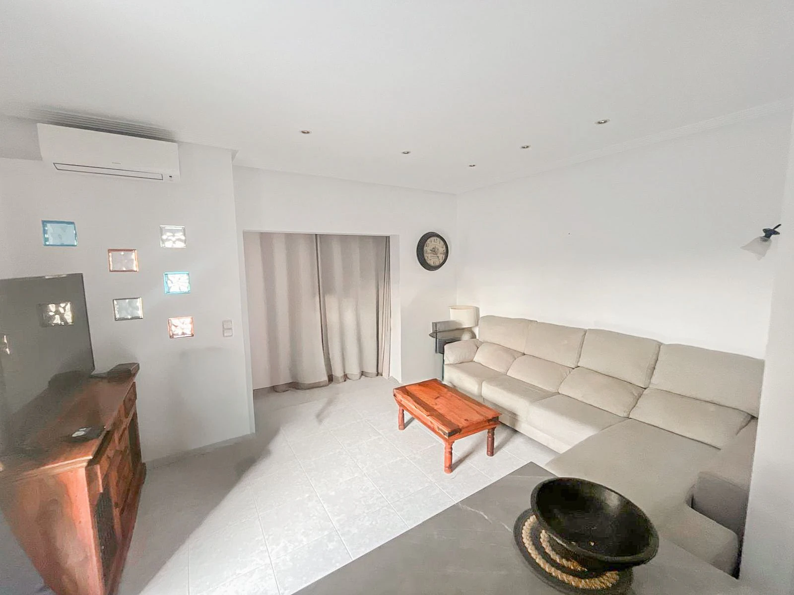 Erdgeschoss-Bungalow zu verkaufen – La Mata Gebiet, große Außenfläche, Poolblick