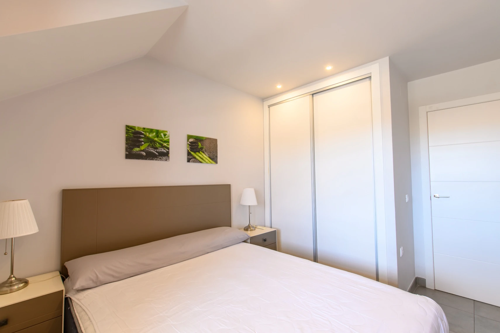 Modernised 2-Bedroom Bungalow for Sale in Dream Hills II Roof Terrace Open Views