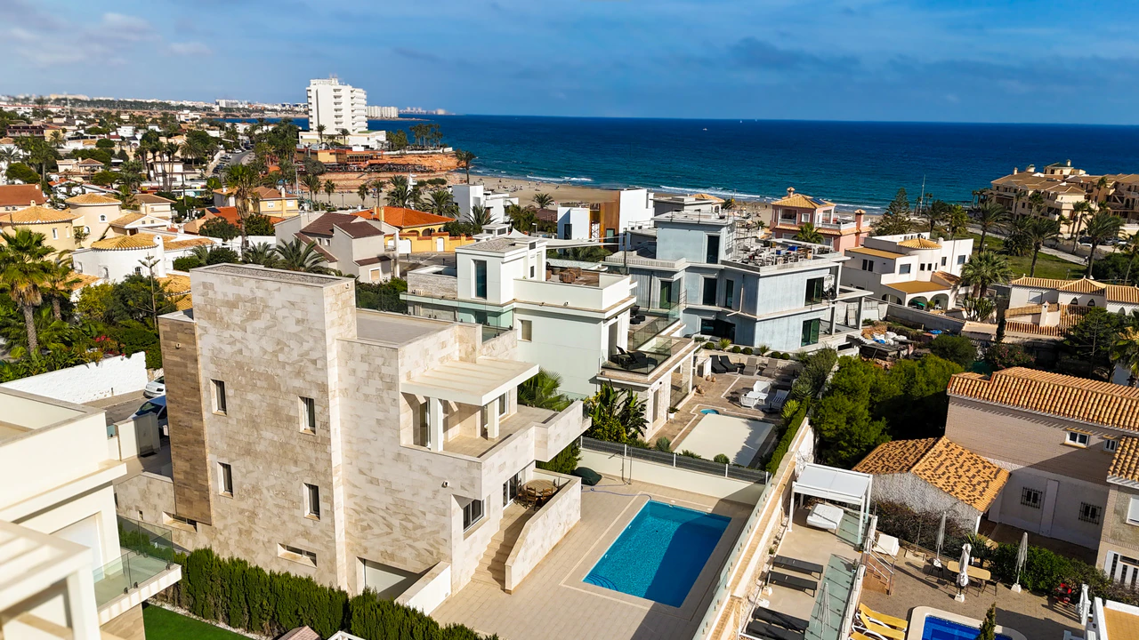 Villa zum verkauf in La Zenia