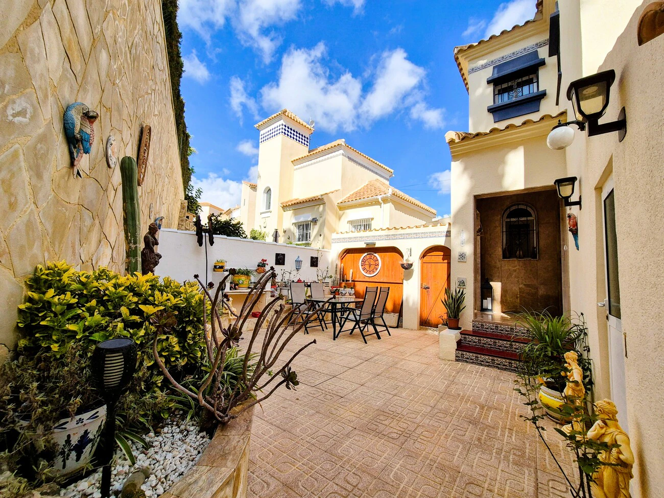 Villa à la vente à Villamartin