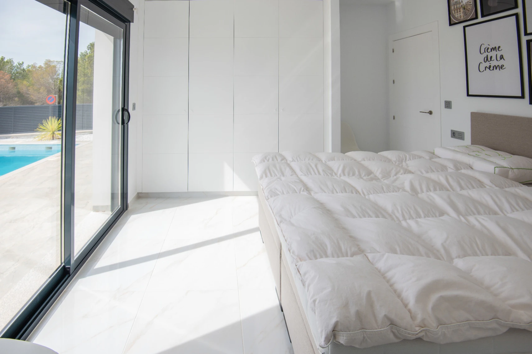Moderne villa til salgs i Pinar de Campoverde