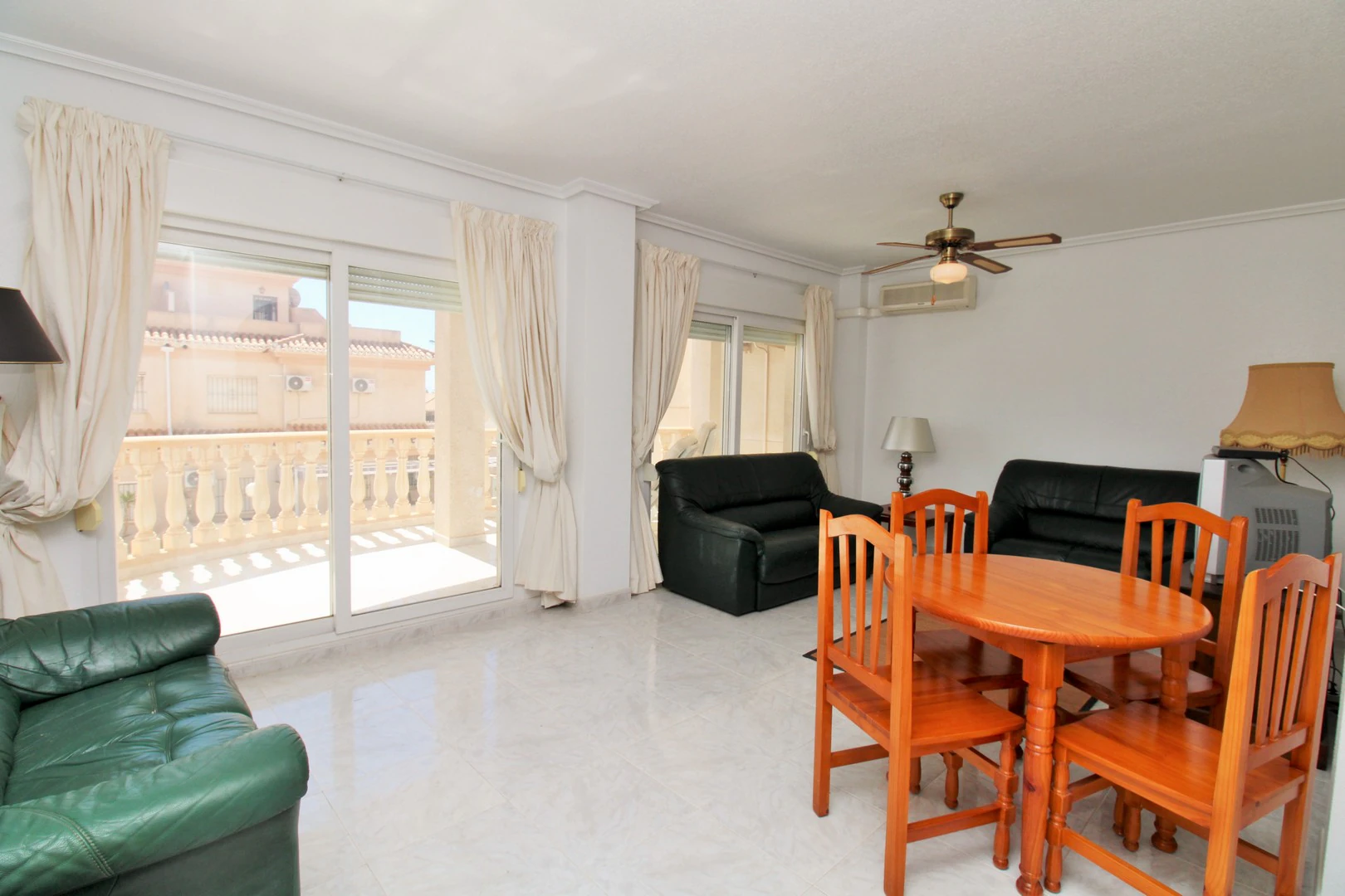 Flat til salg i Playa Flamenca