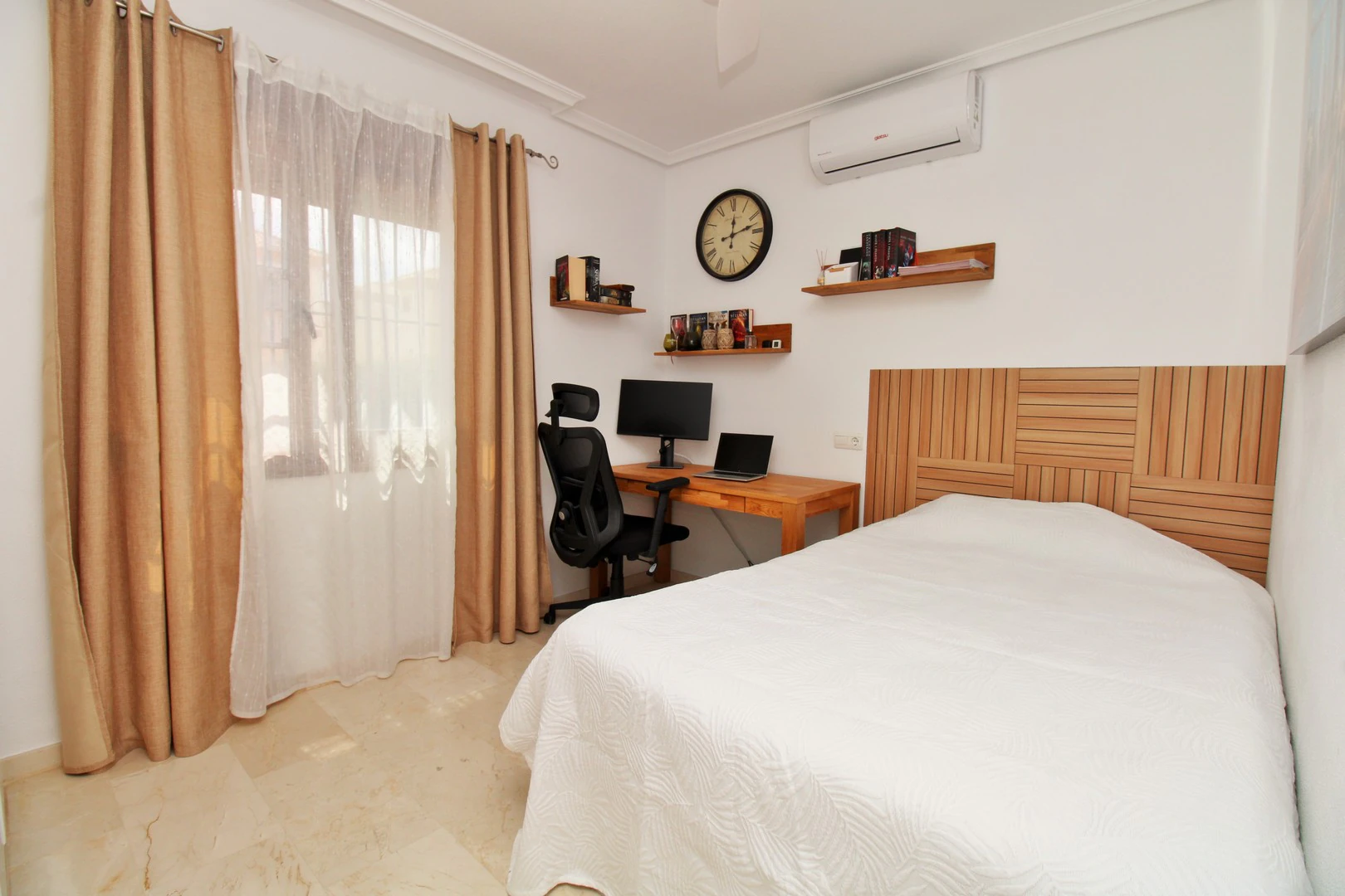 Maison jumelée à la vente à Villamartin