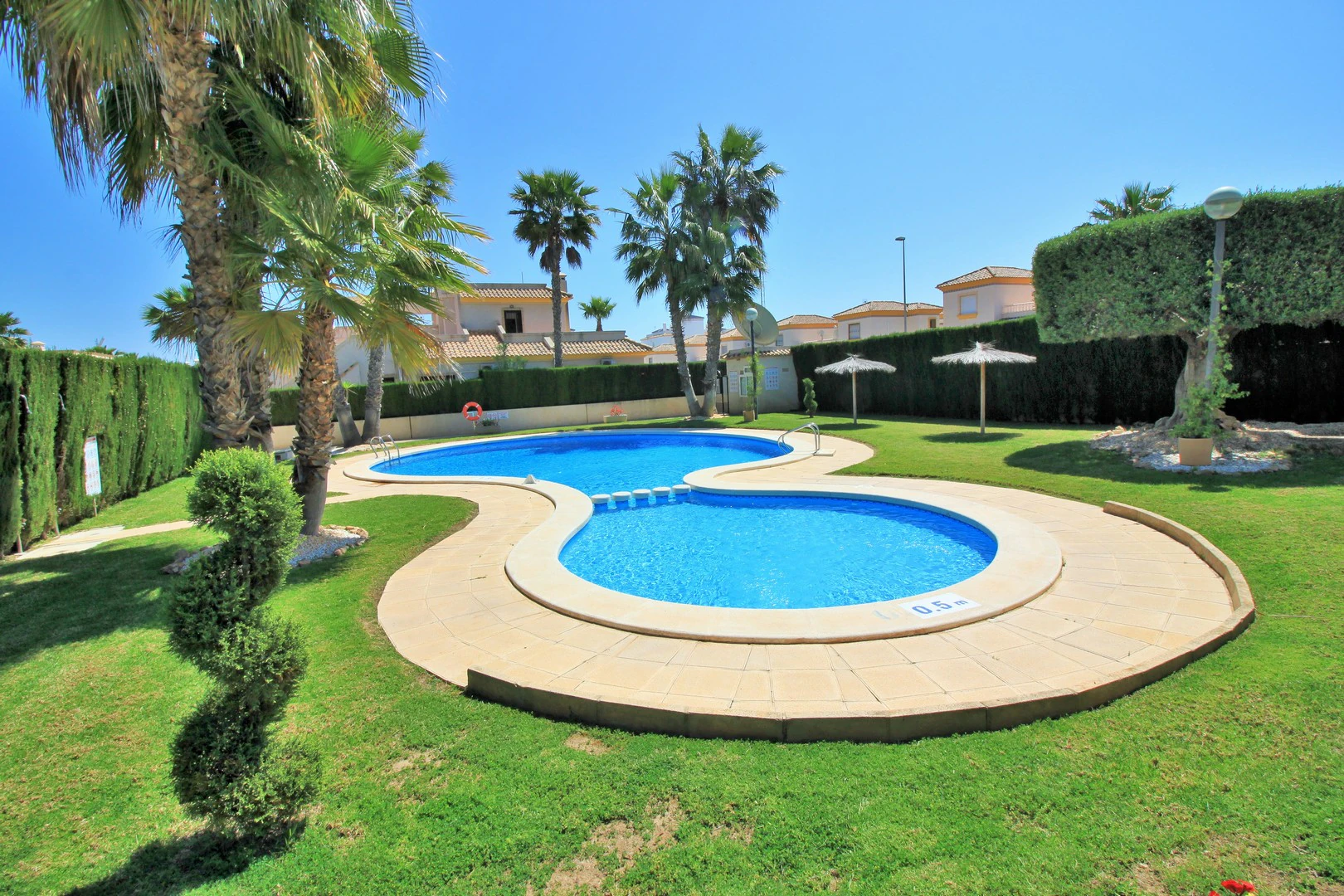 Maison jumelée à la vente à Villamartin