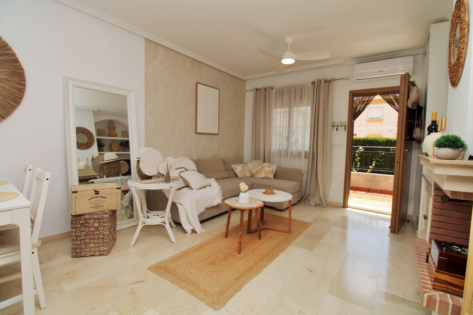 Maison jumelée à la vente à Villamartin