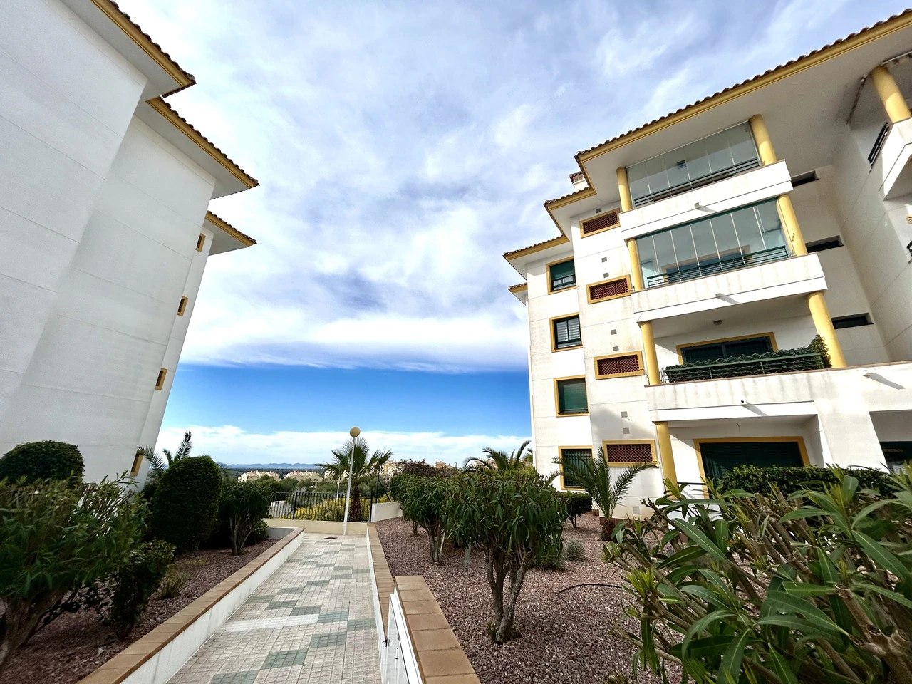 Flat for sale in Campoamor R-5