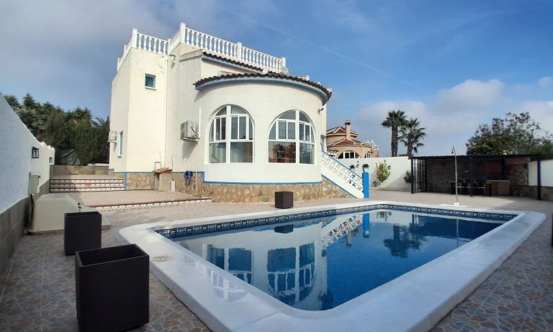Villa til salg i Rojales
