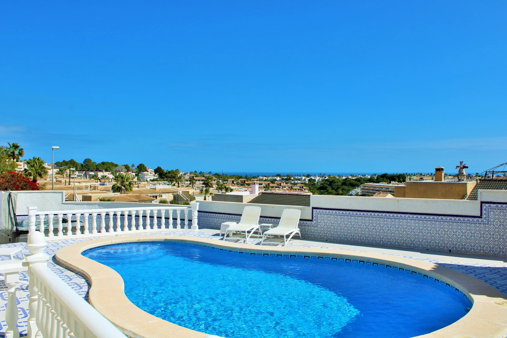 Villa à la vente à Villamartin