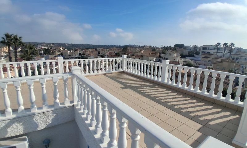 Villa til salg i Rojales