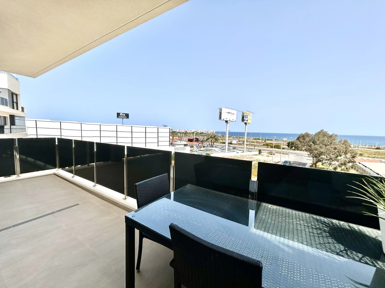 Flat til salg i Playa Flamenca