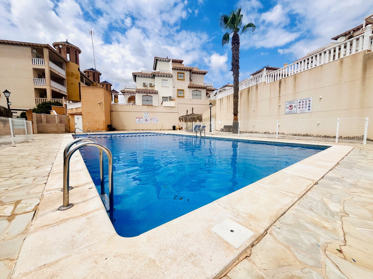 Stats Woning te verkoop in Cabo Roig