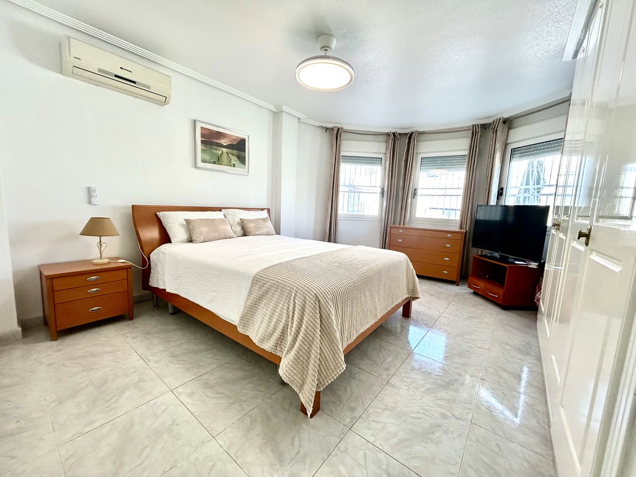 Villa te verkoop in Pinar De Campoverde