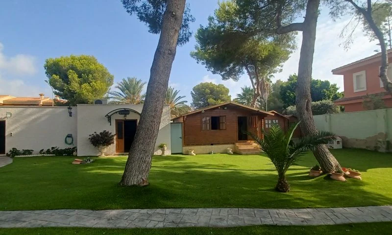 Villa à la vente à Orihuela Costa