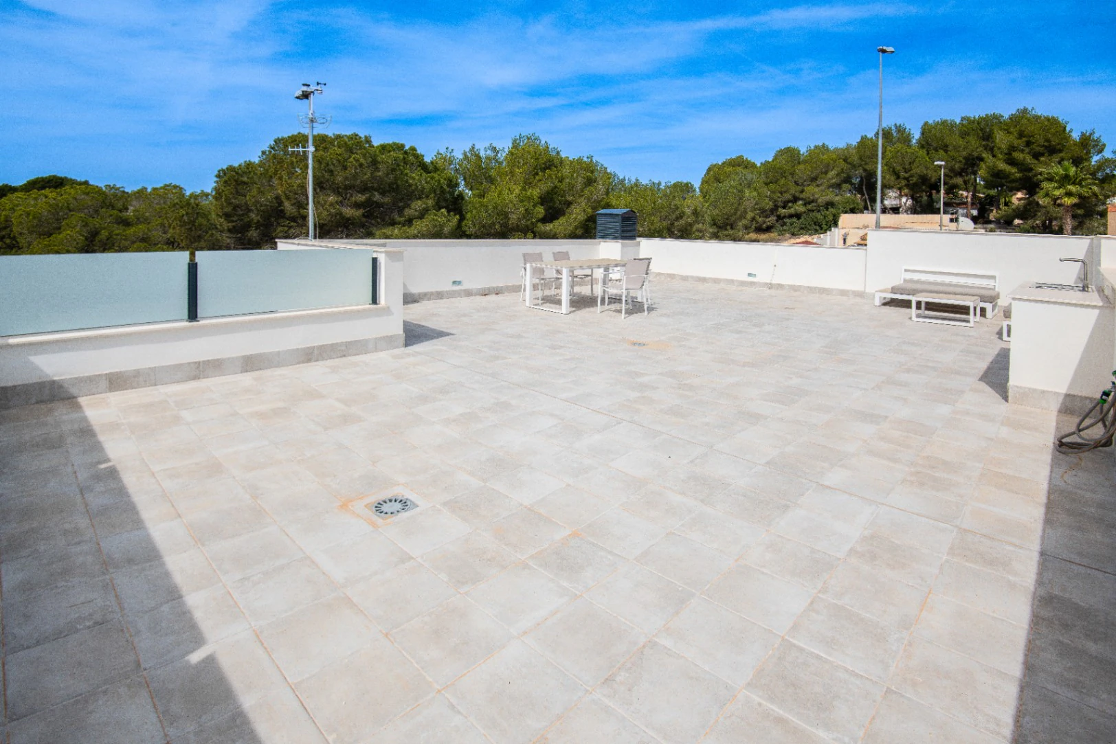 Moderne villa til salgs i Pinar de Campoverde