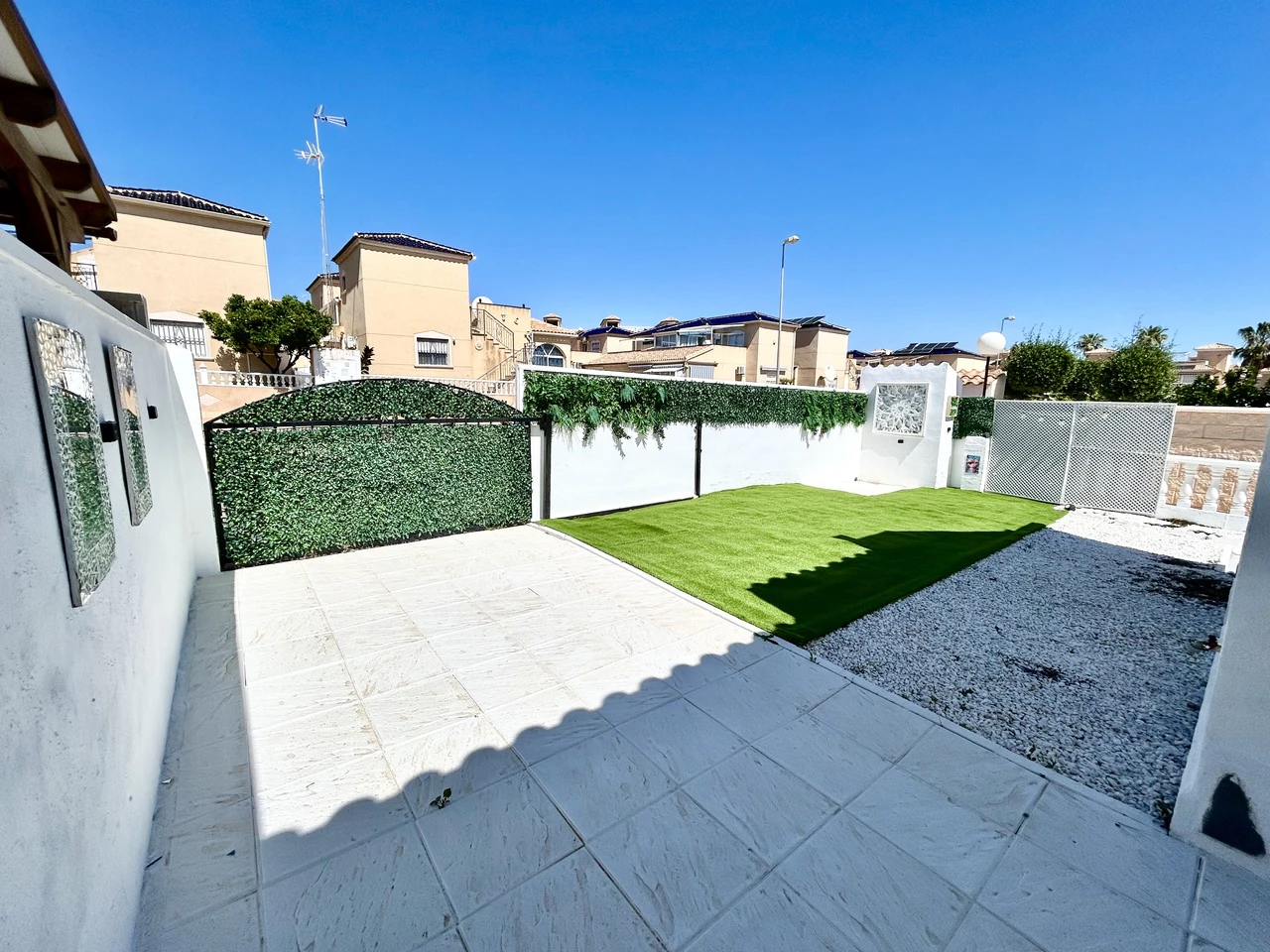 Terraced house for sale in Punta Prima