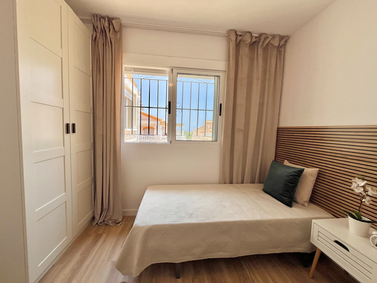 Tomannsbolig til salg i Playa Flamenca
