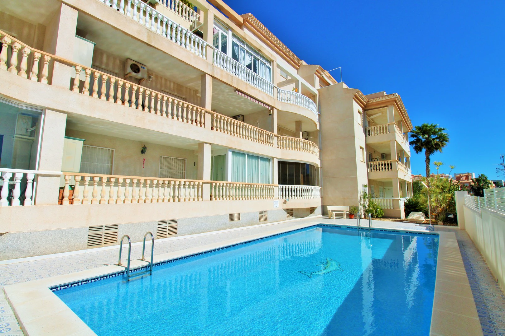 Flat til salg i Playa Flamenca
