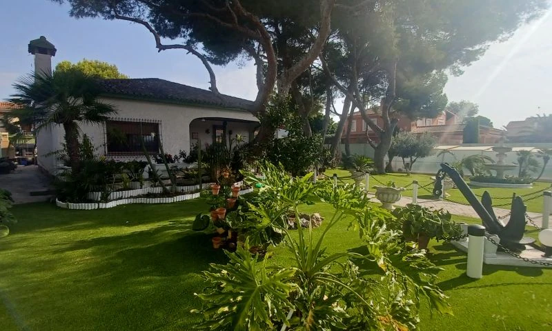 Villa à la vente à Orihuela Costa