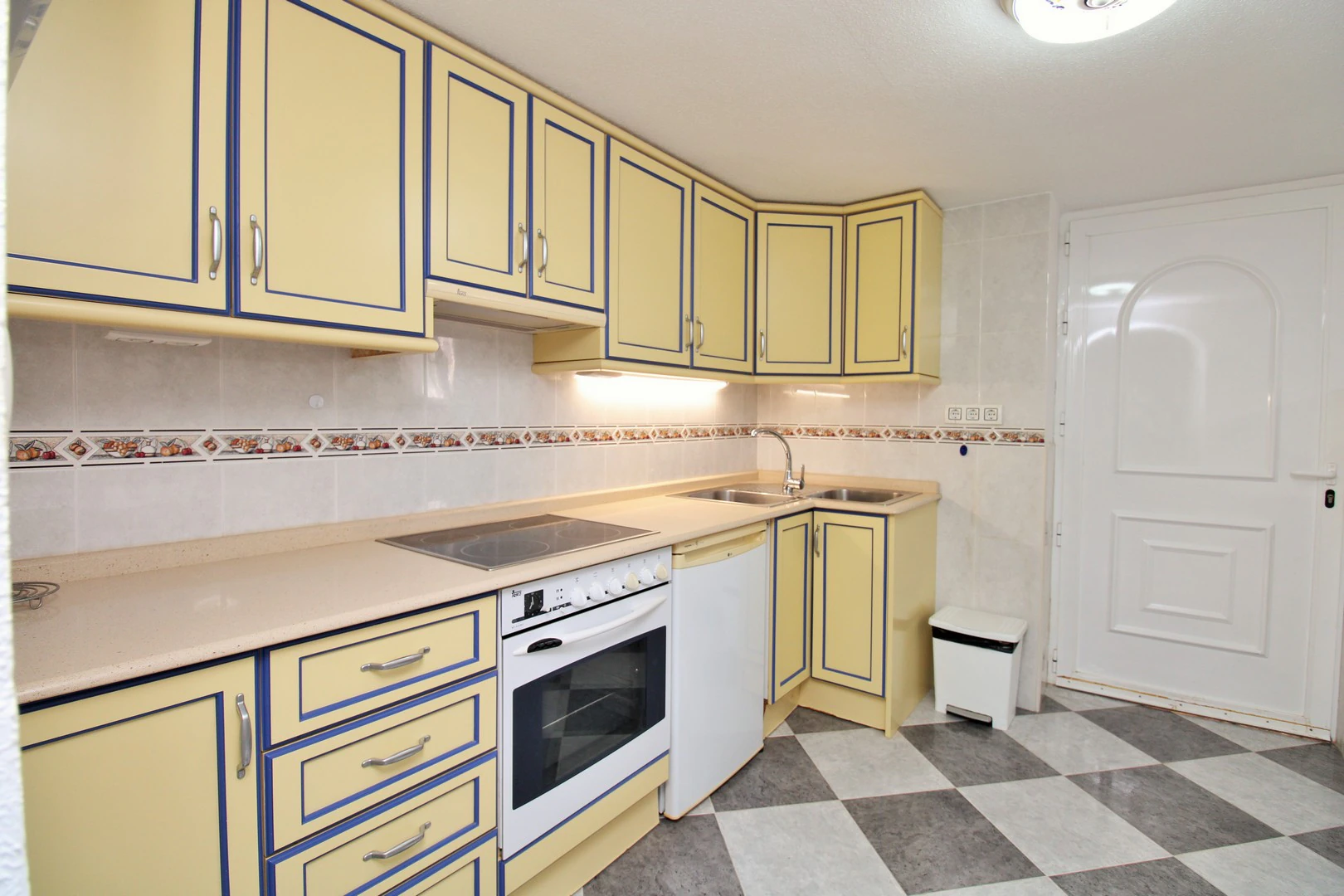 Villa à la vente à Villamartin