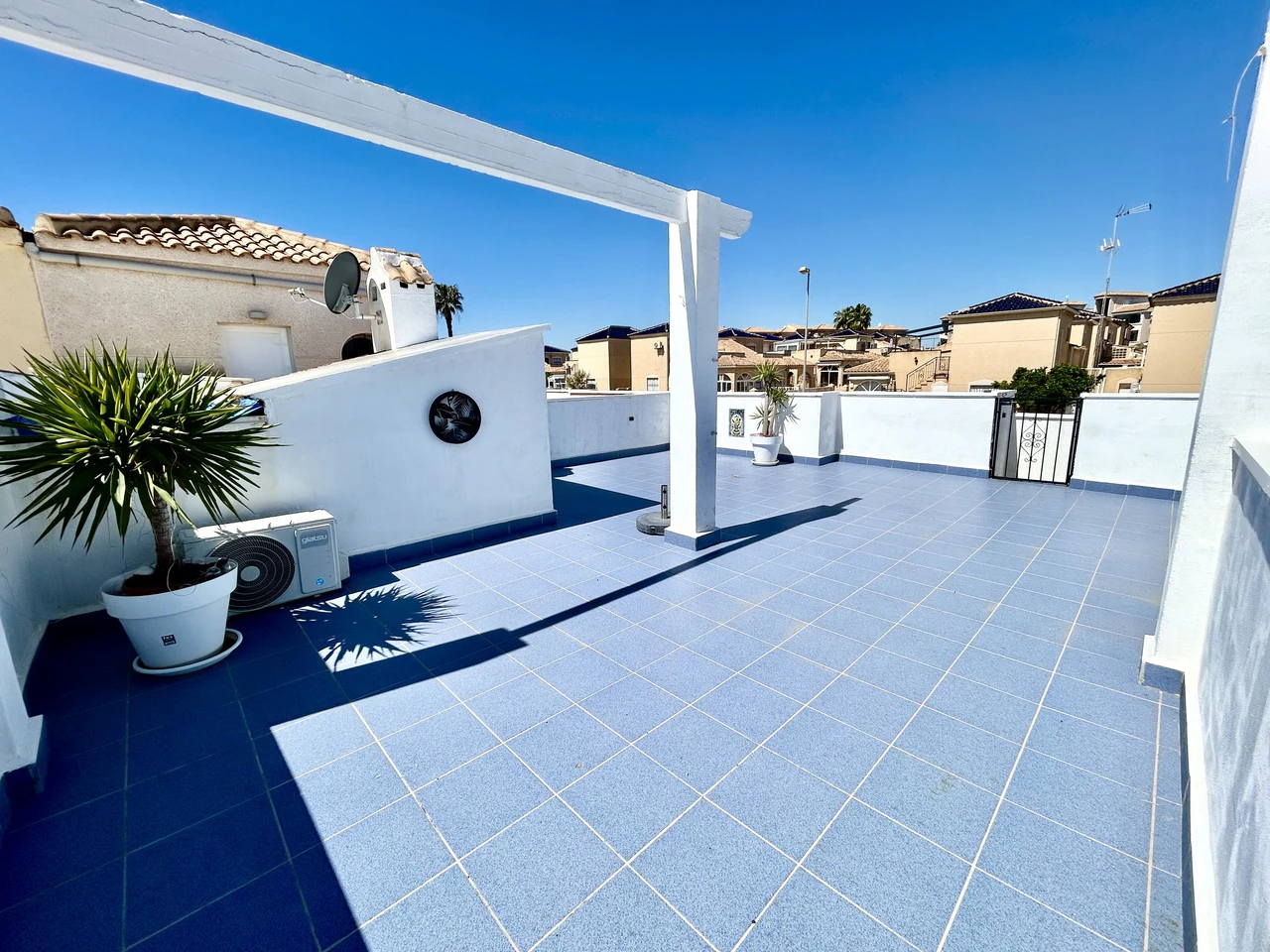 Terraced house for sale in Punta Prima