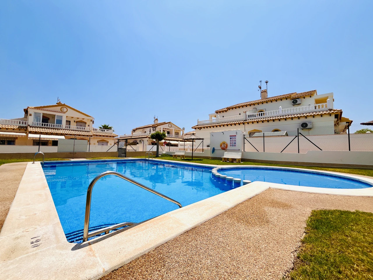 Tomannsbolig til salg i Playa Flamenca