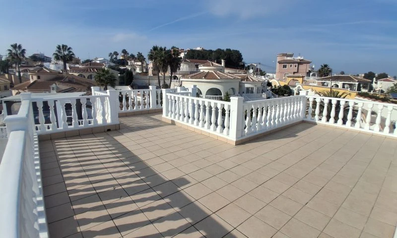 Villa til salg i Rojales