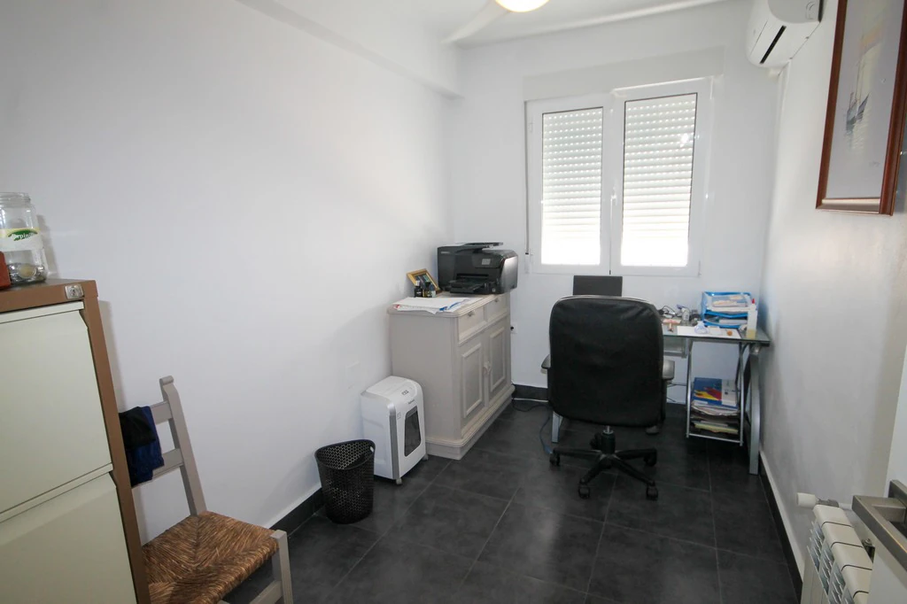 Villa for sale in San Miguel De Salinas