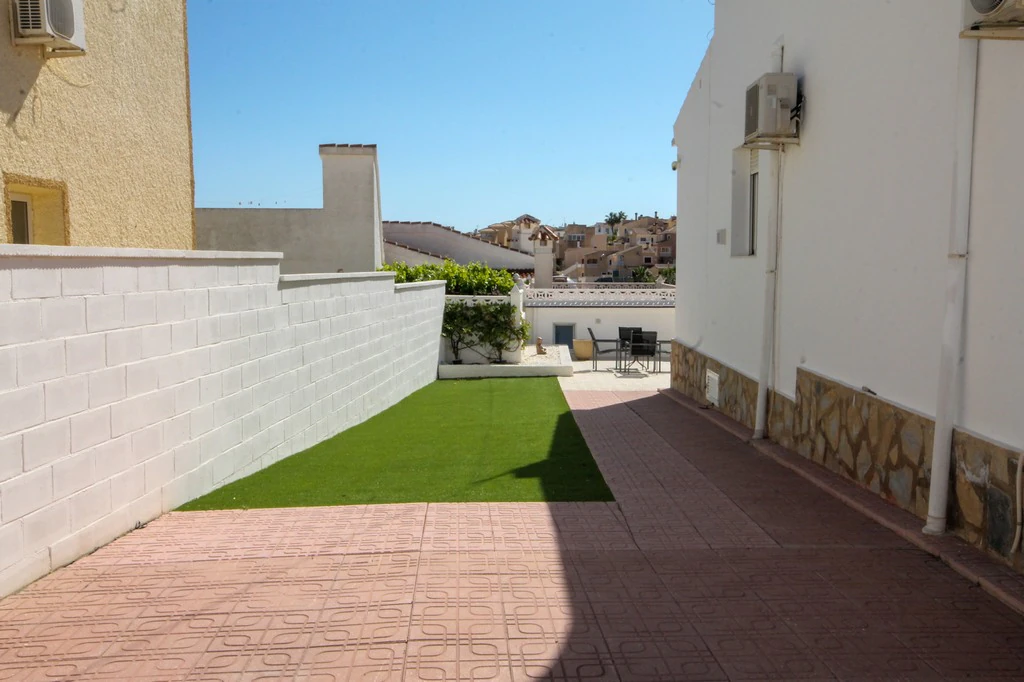 Villa for sale in San Miguel De Salinas