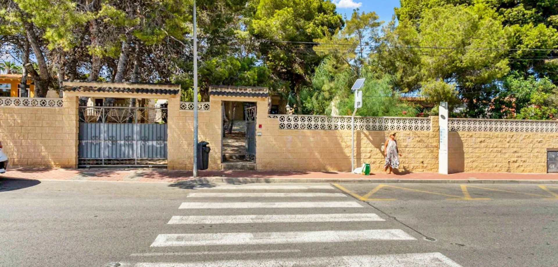Villa for sale in Torrevieja