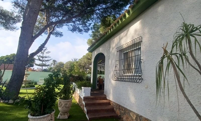 Villa à la vente à Orihuela Costa