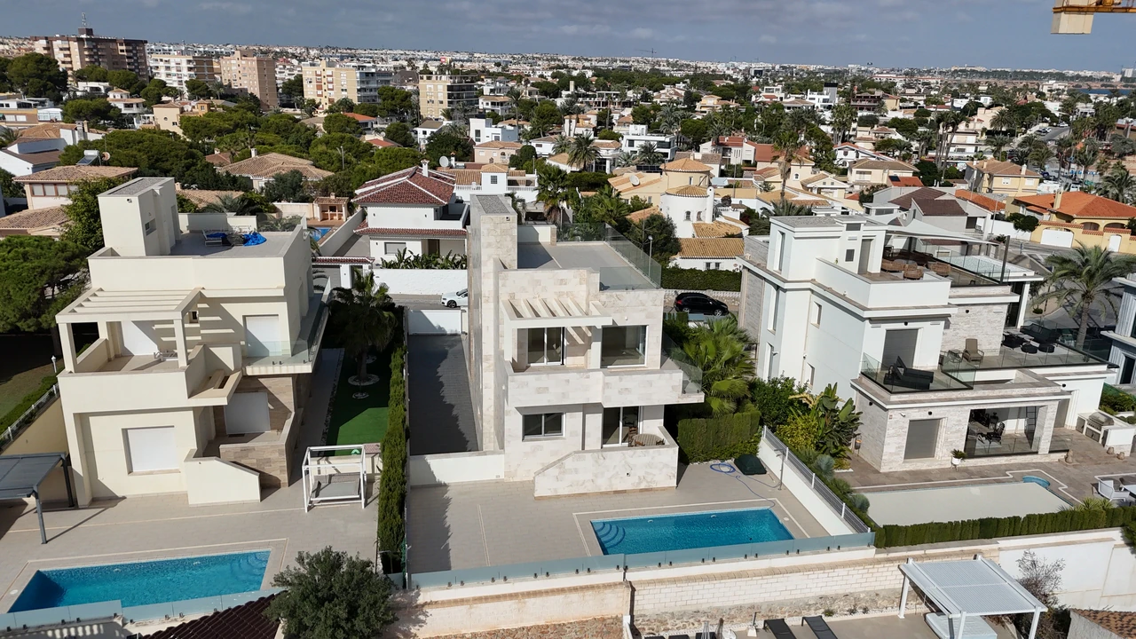 Villa zum verkauf in La Zenia