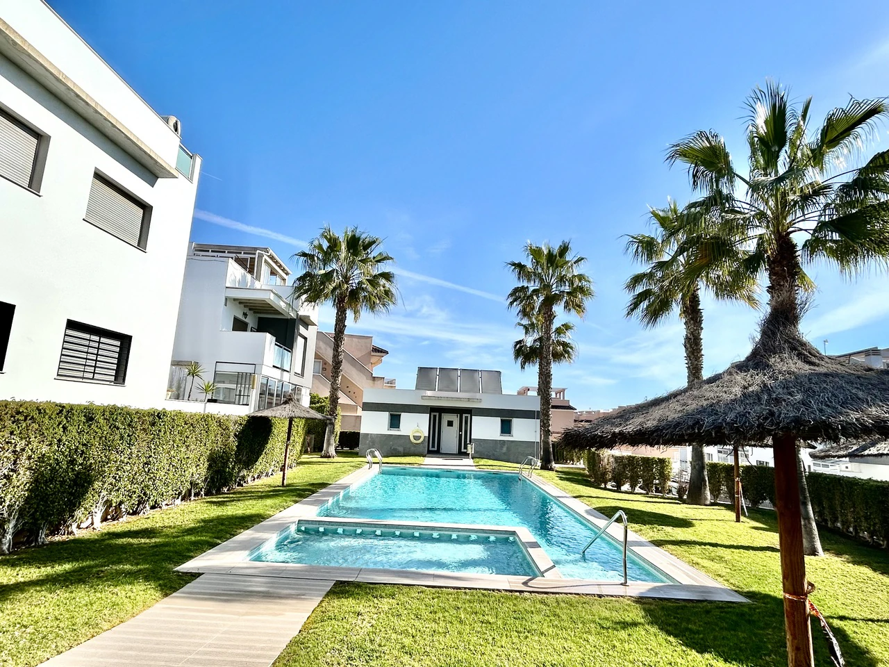 Flat for sale in Punta Prima