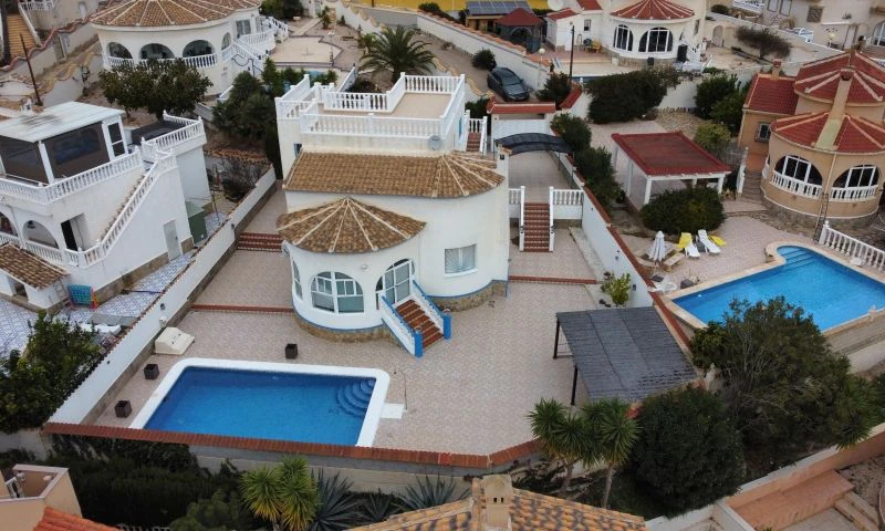 Villa til salg i Rojales