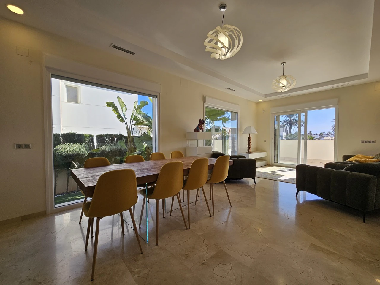 Villa zum verkauf in La Zenia