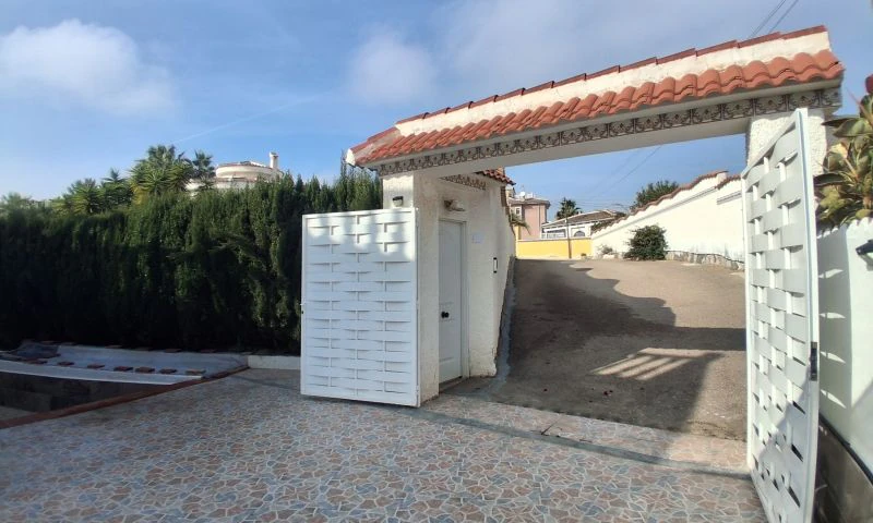 Villa til salg i Rojales