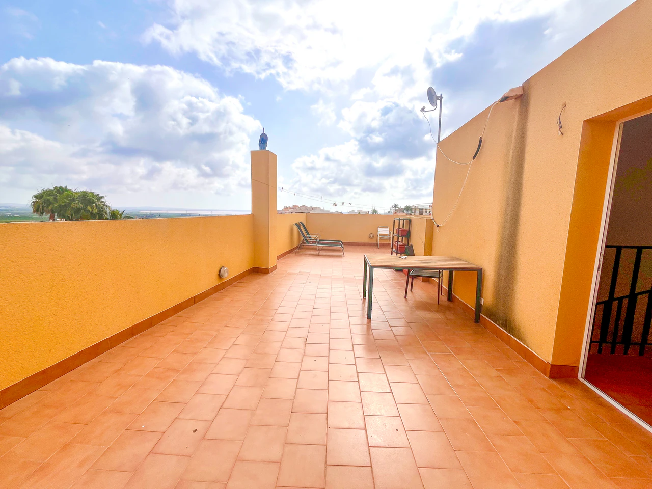 Flat for sale in San Miguel De Salinas