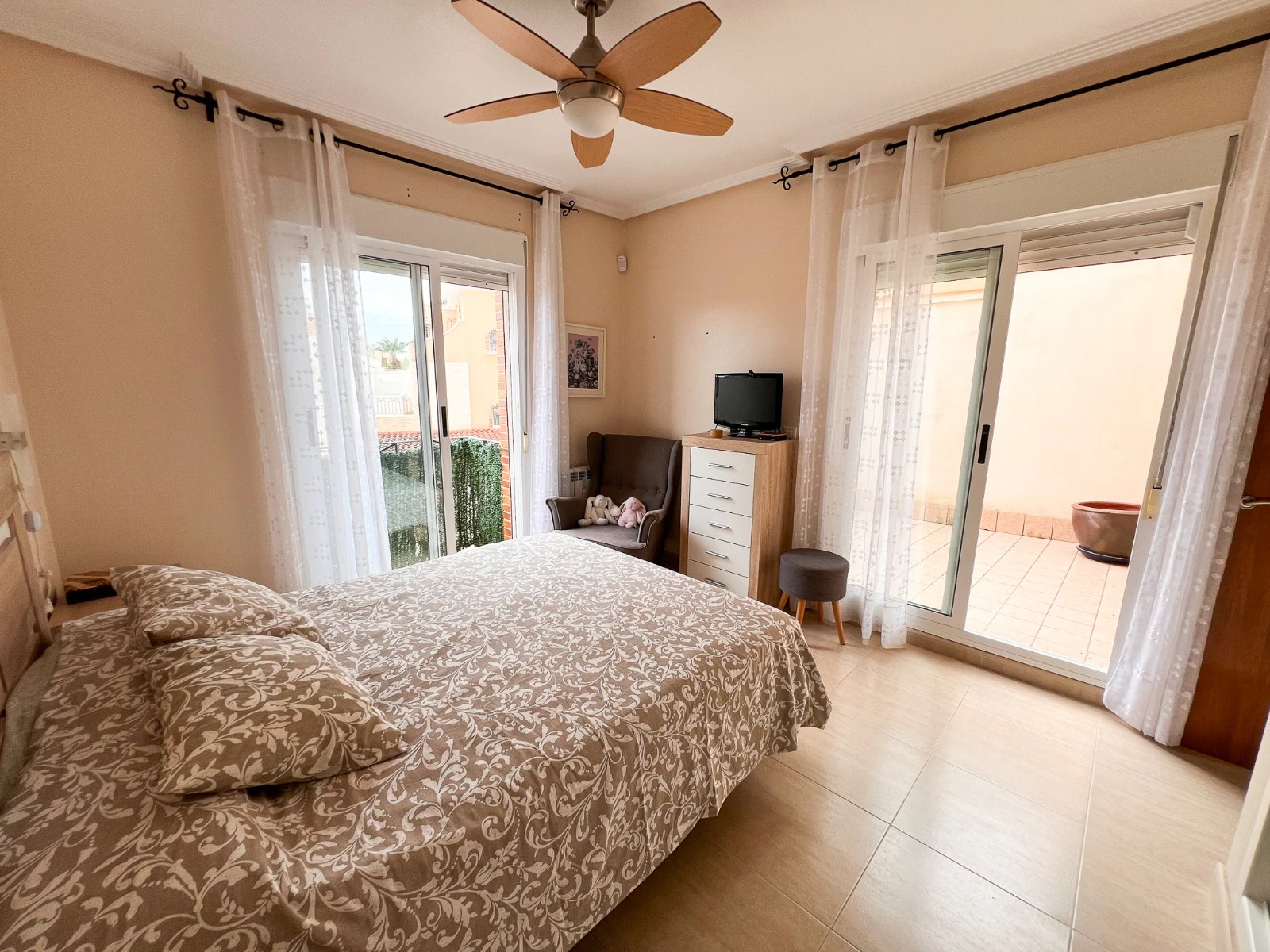 Maison jumelée à la vente à Pilar De La Horadada