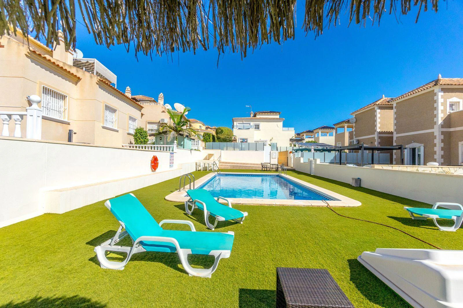 Hus til salg i Orihuela Costa