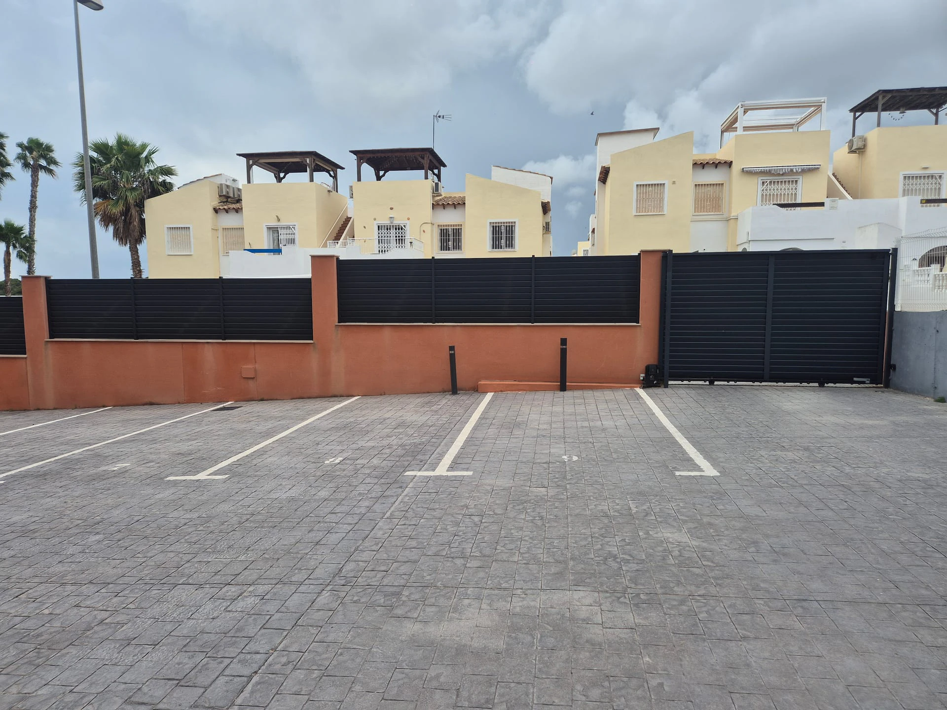 Flat for sale in Orihuela Costa