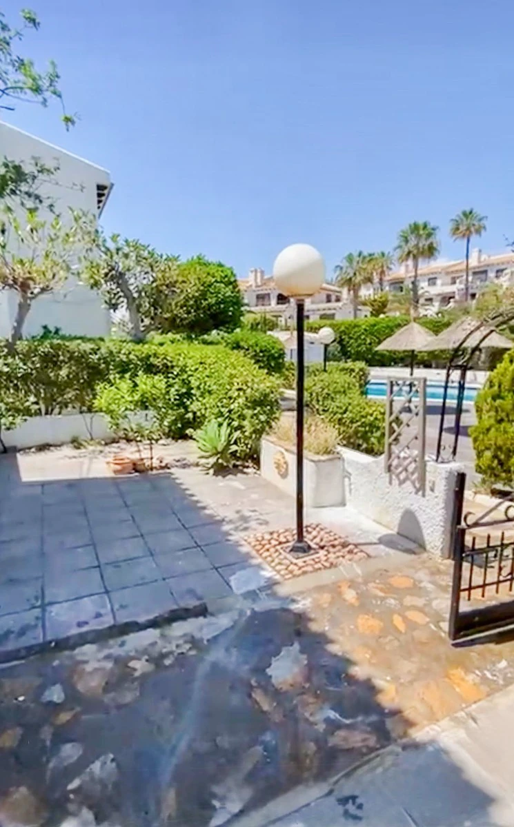 Maison jumelée à la vente à Orihuela Costa