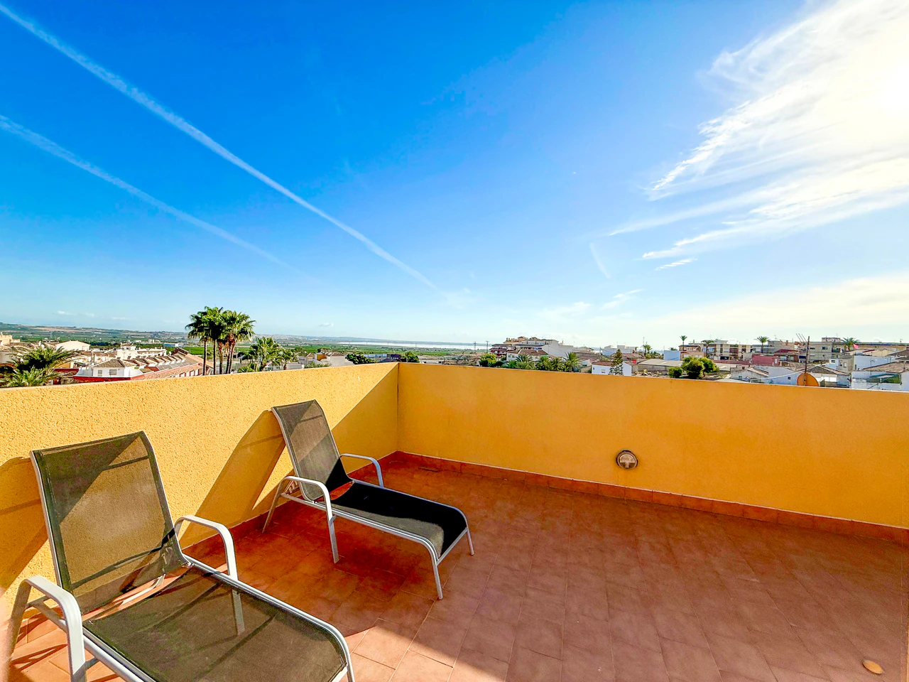 Flat for sale in San Miguel De Salinas
