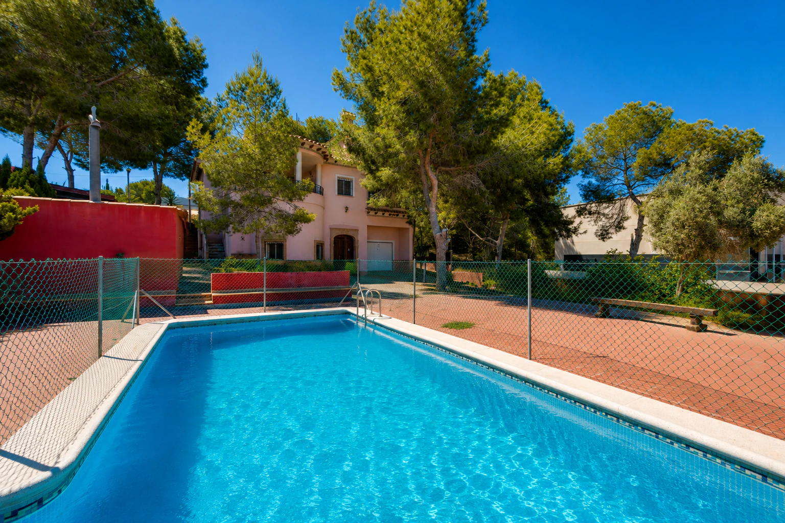 Villa for sale in San Miguel De Salinas
