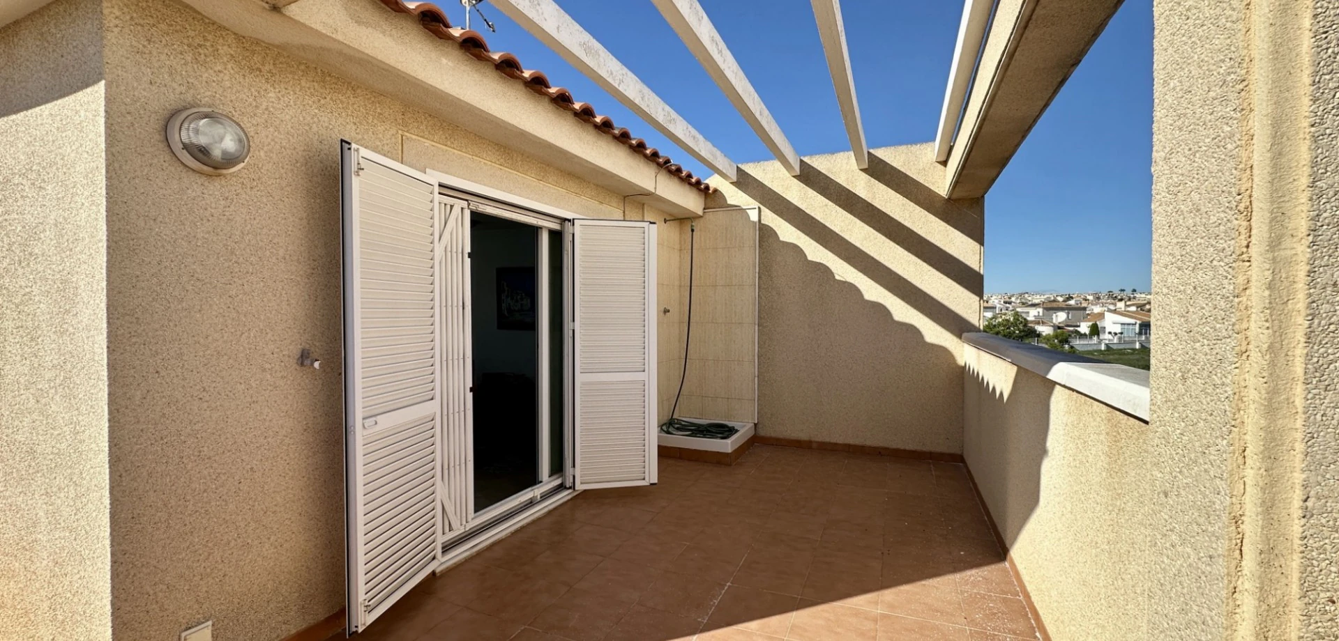 Tvåvåningshus till försäljning i Orihuela Costa