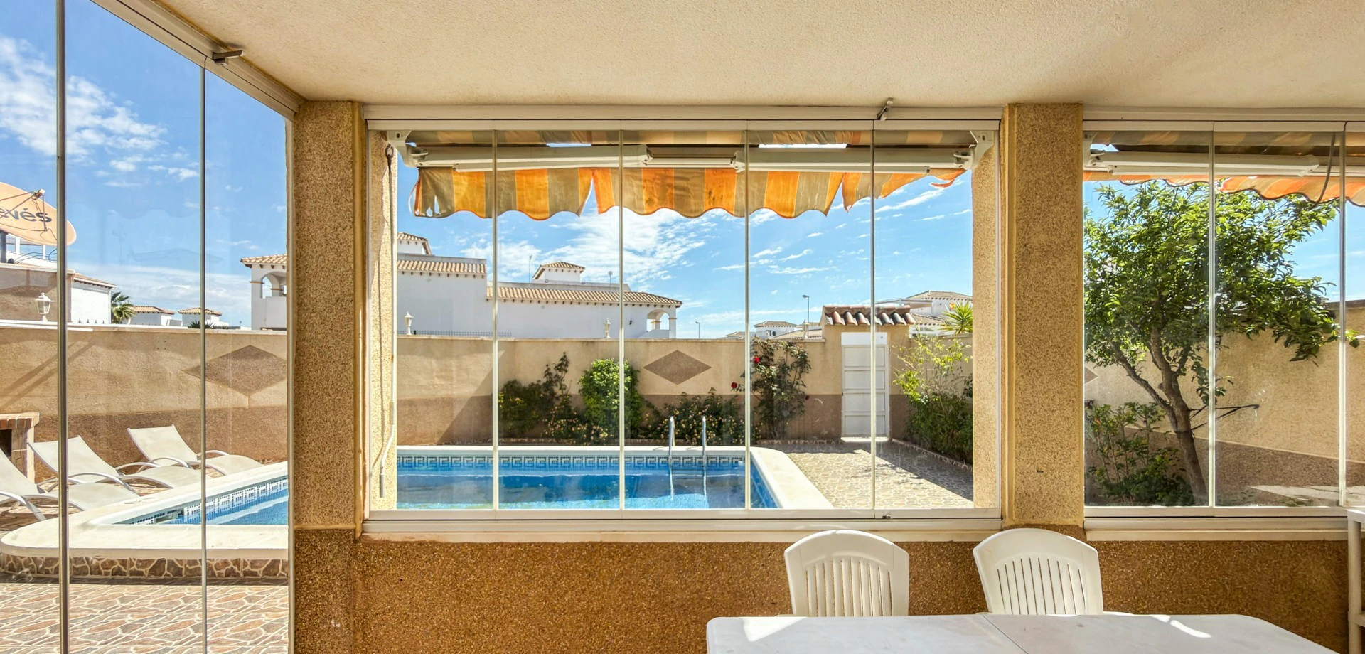 Flat til salg i Orihuela Costa
