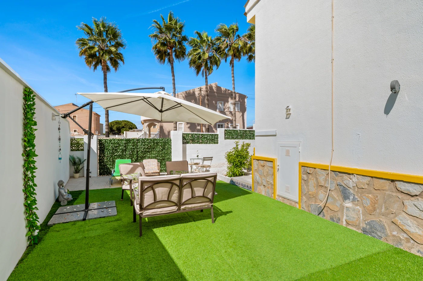 Casa adosada en venta en Benijófar