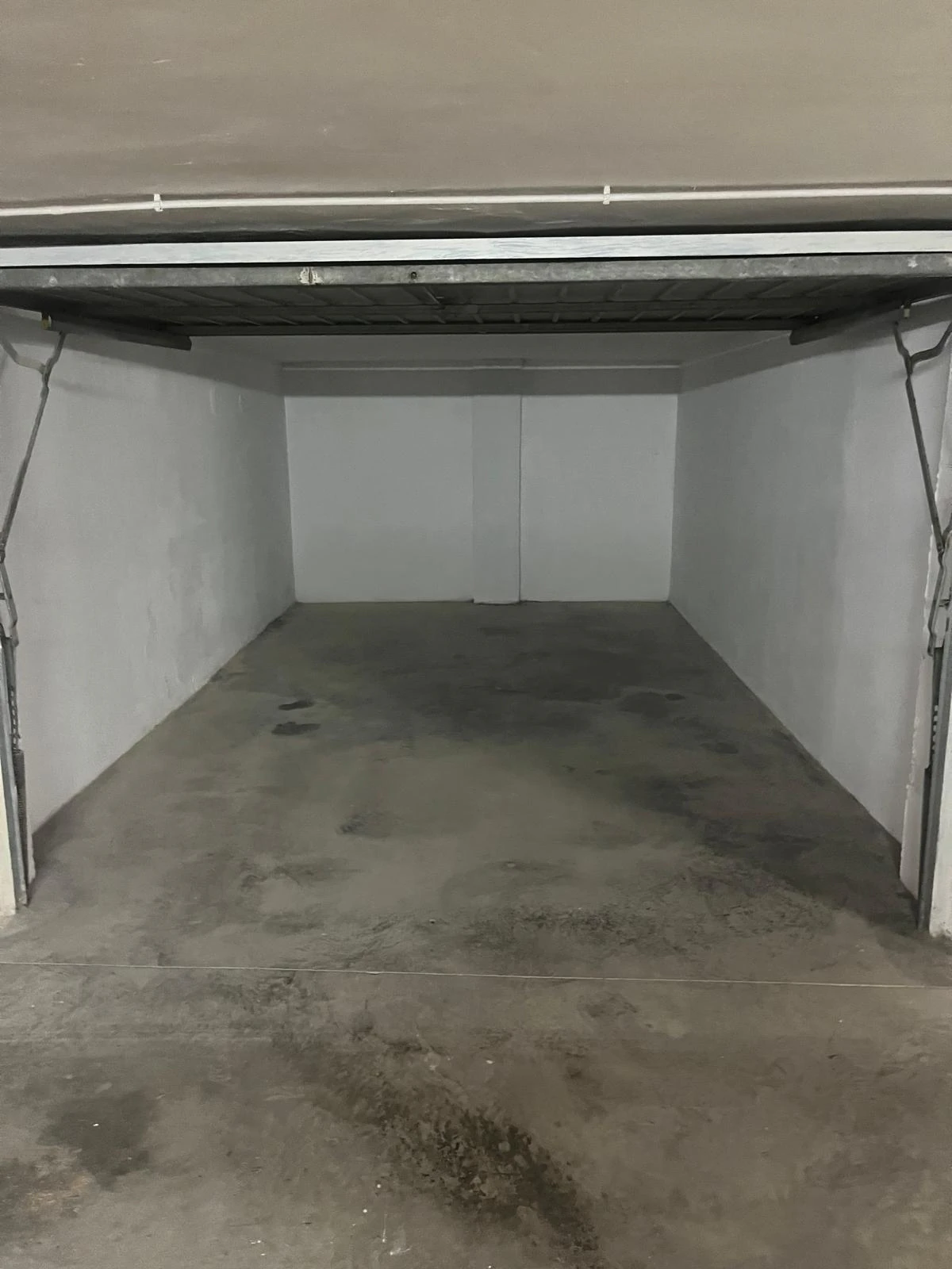 Modern 3-slaapkamer appartement te koop in Punta Prima nabij Cala Piteras