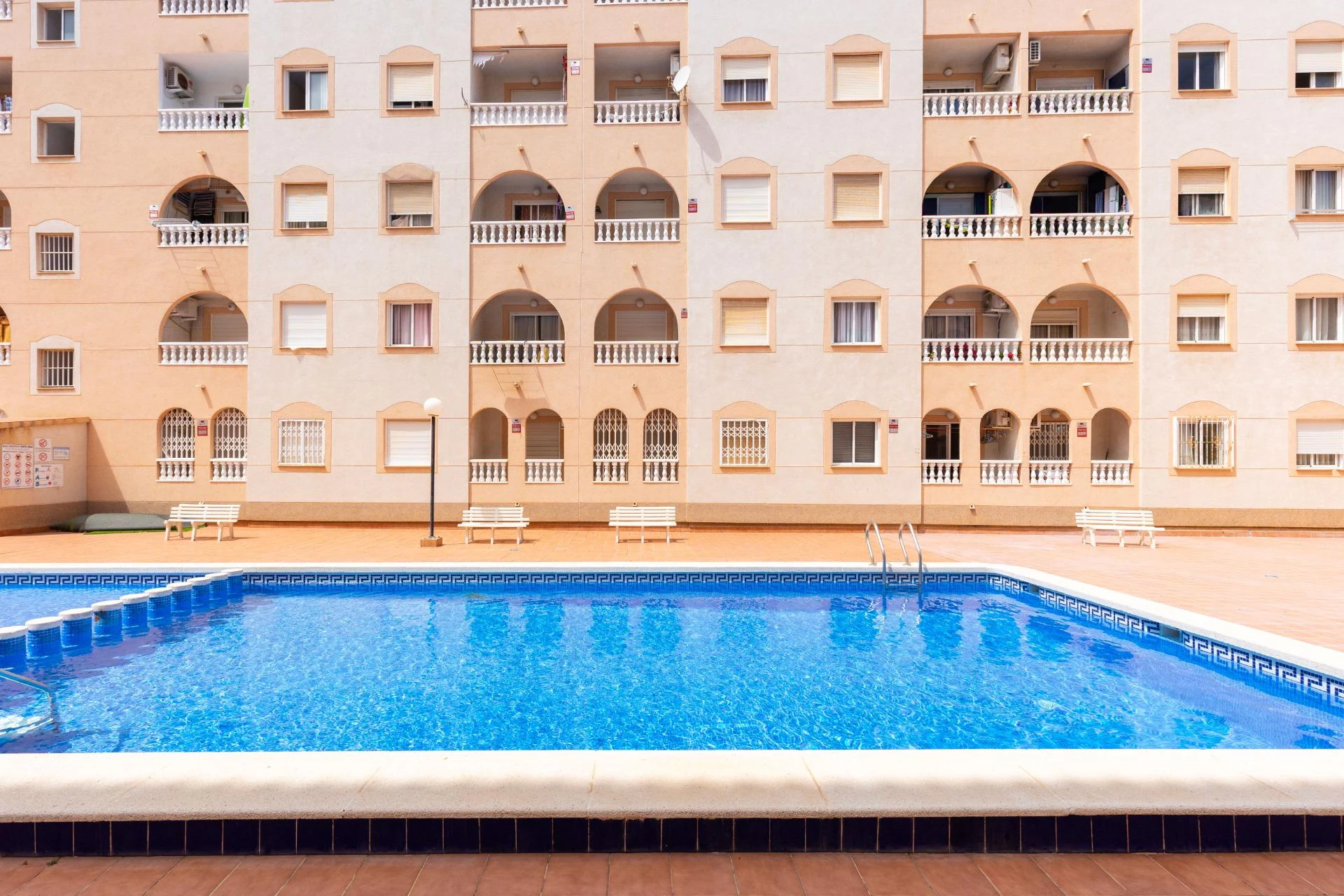 Studioleilighet med basseng og sørvendt beliggenhet, 700 m fra Playa del Cura i Torrevieja