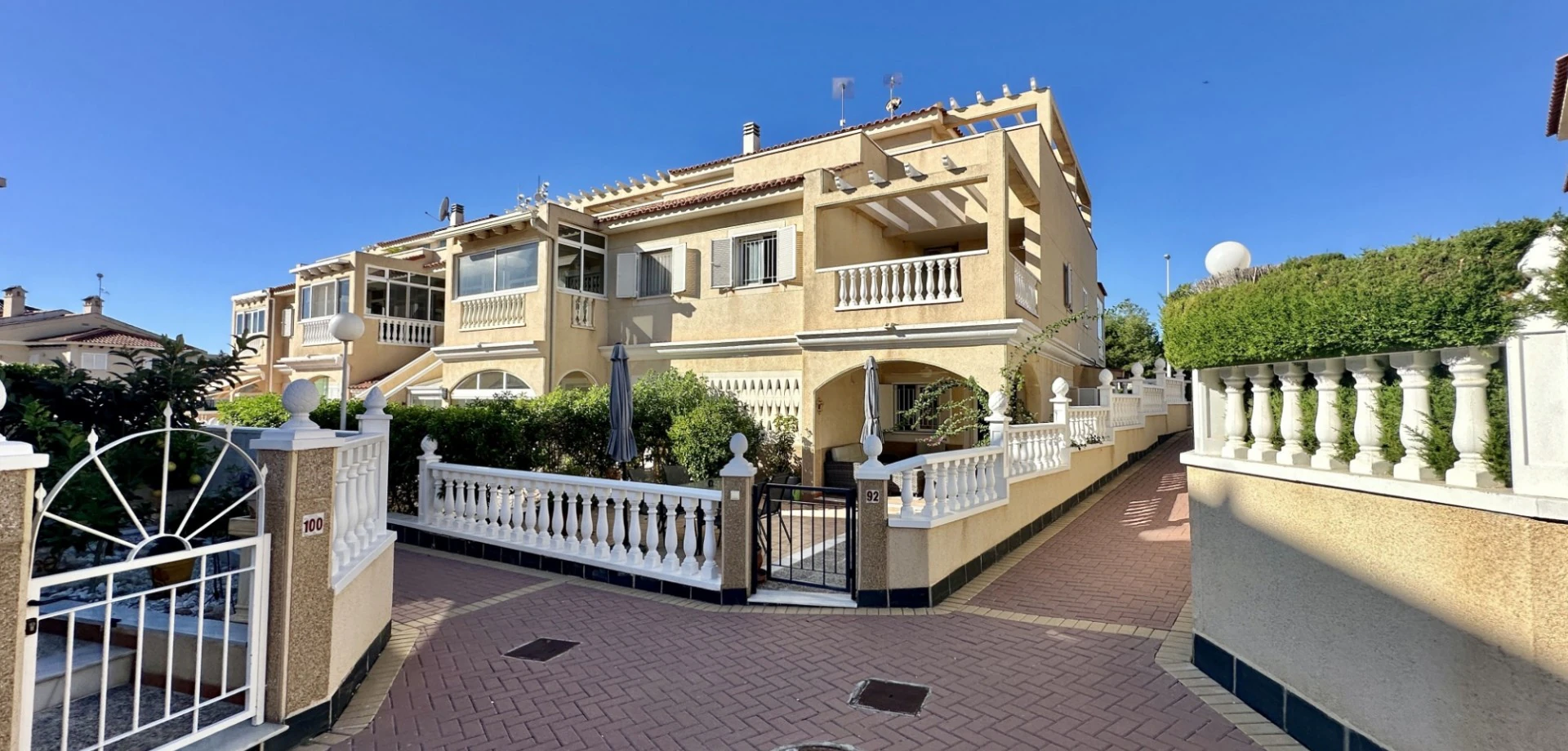 Duplex for sale in Orihuela Costa